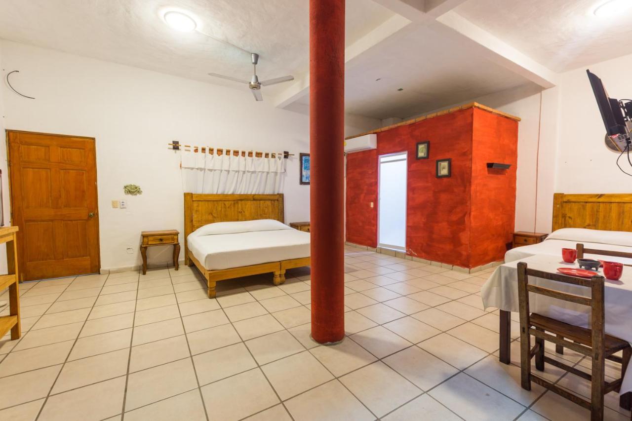 Traditional Sierra Leon Oceanfront Rooms - Adults Only Puerto Vallarta Exterior photo