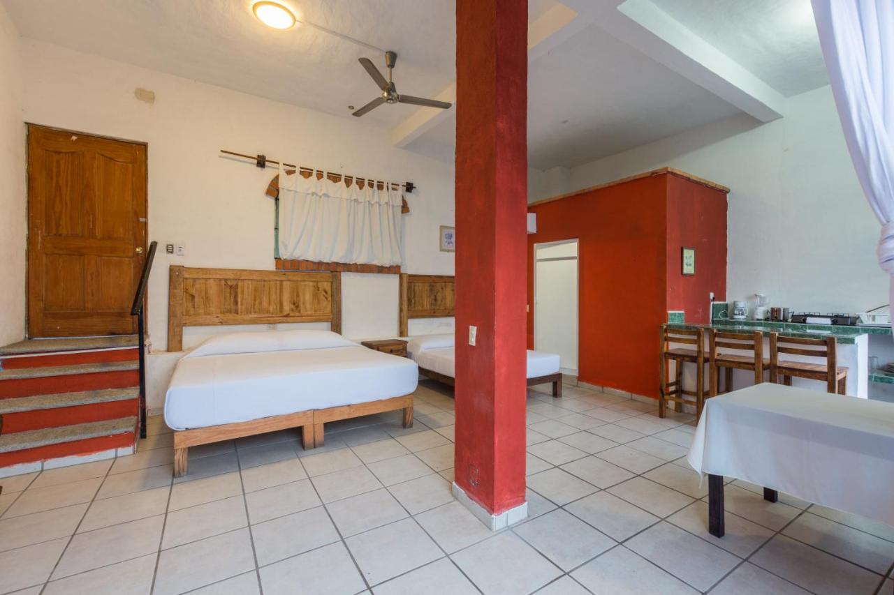 Traditional Sierra Leon Oceanfront Rooms - Adults Only Puerto Vallarta Exterior photo