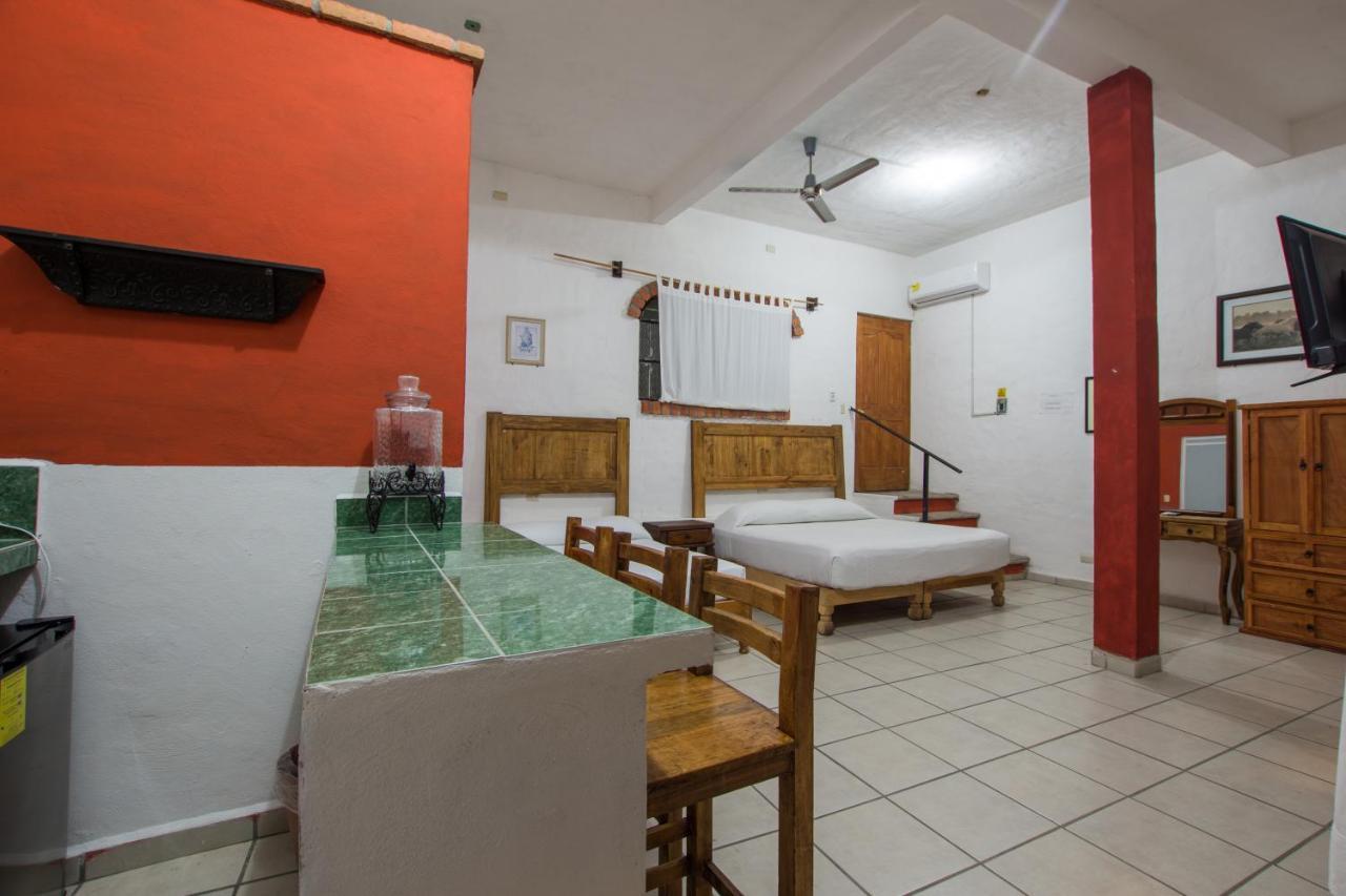 Traditional Sierra Leon Oceanfront Rooms - Adults Only Puerto Vallarta Exterior photo