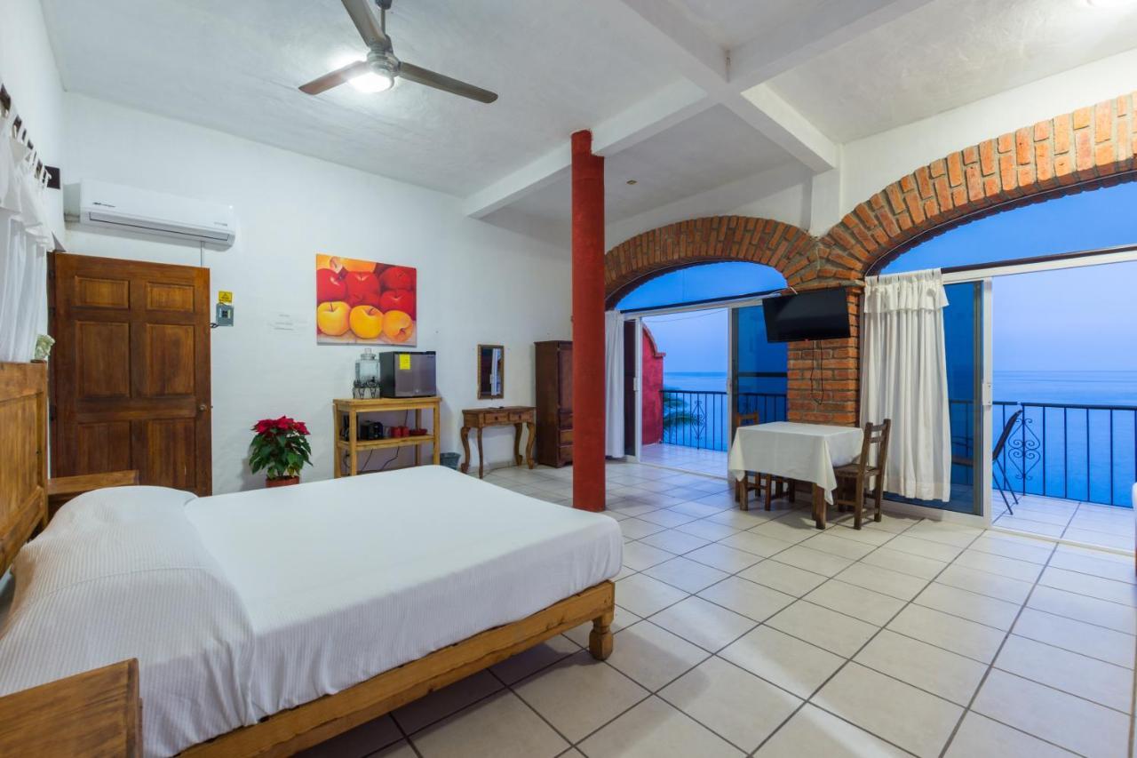 Traditional Sierra Leon Oceanfront Rooms - Adults Only Puerto Vallarta Exterior photo