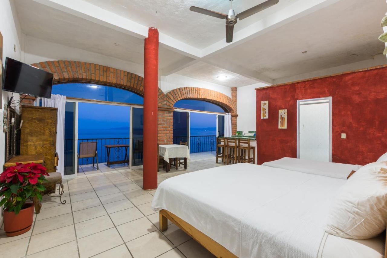 Traditional Sierra Leon Oceanfront Rooms - Adults Only Puerto Vallarta Exterior photo