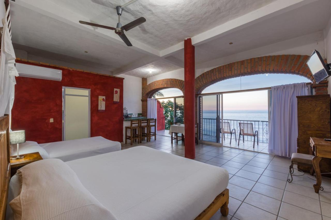 Traditional Sierra Leon Oceanfront Rooms - Adults Only Puerto Vallarta Exterior photo